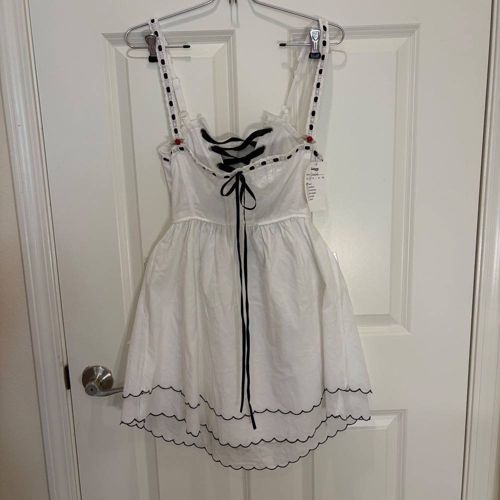 Kitteny Davivi Dress White Lace Up Ribbon Coquette Mini Scalloped Hem Size S NEW